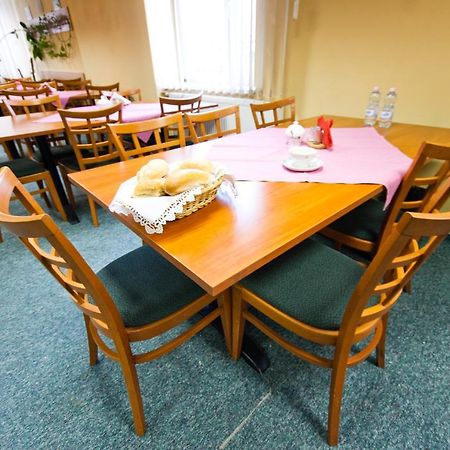 Hostel Malinowski City Ґлівіце Екстер'єр фото
