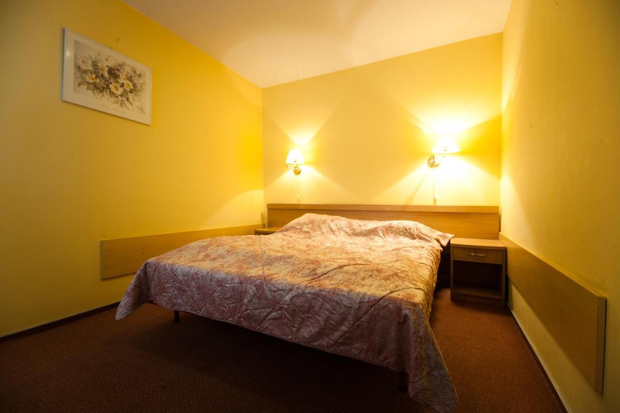 Hostel Malinowski City Ґлівіце Екстер'єр фото