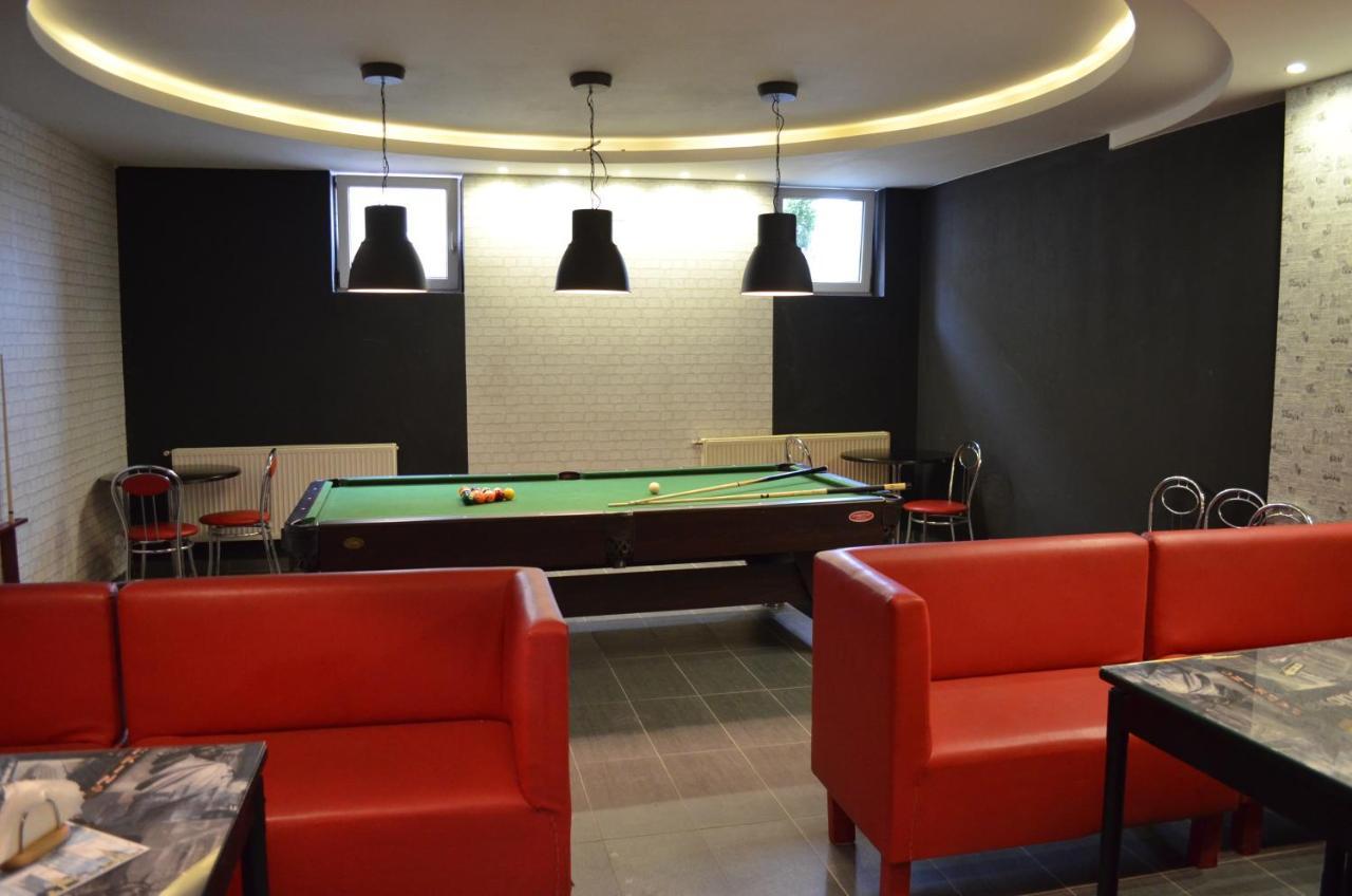 Hostel Malinowski City Ґлівіце Екстер'єр фото
